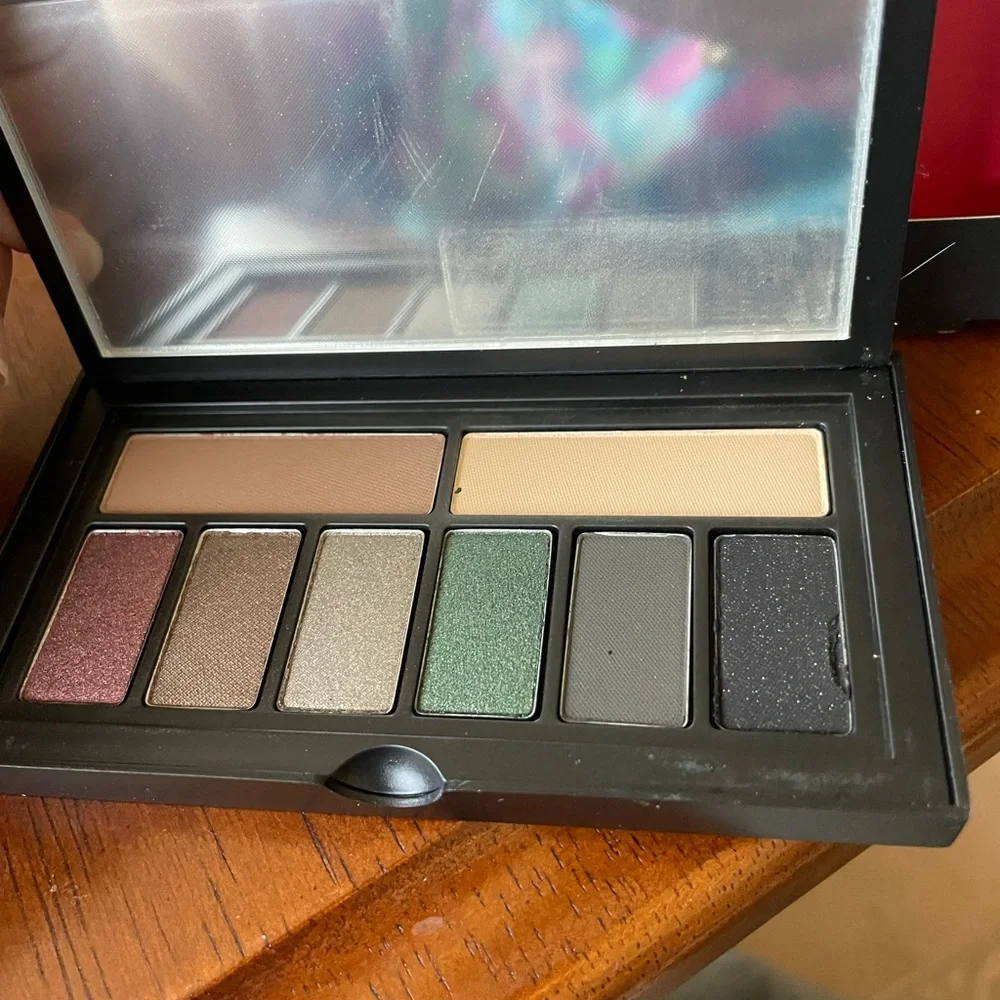 Smashbox Cover Shot Smoky Eyeshadow Palette 8 Shades NEW